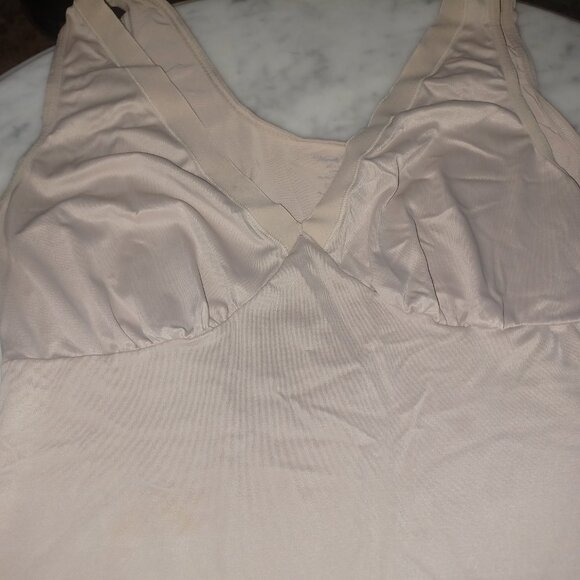 Vanity Fair Camisole Medium Beige - Picture 2 of 5